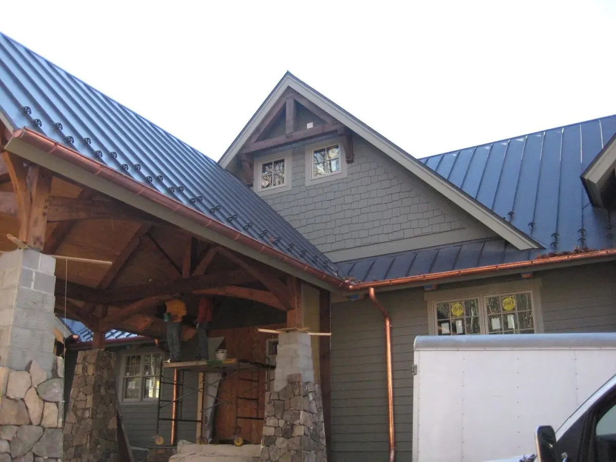Craftsman Roofing team delivering quality roofing work in El Sereno